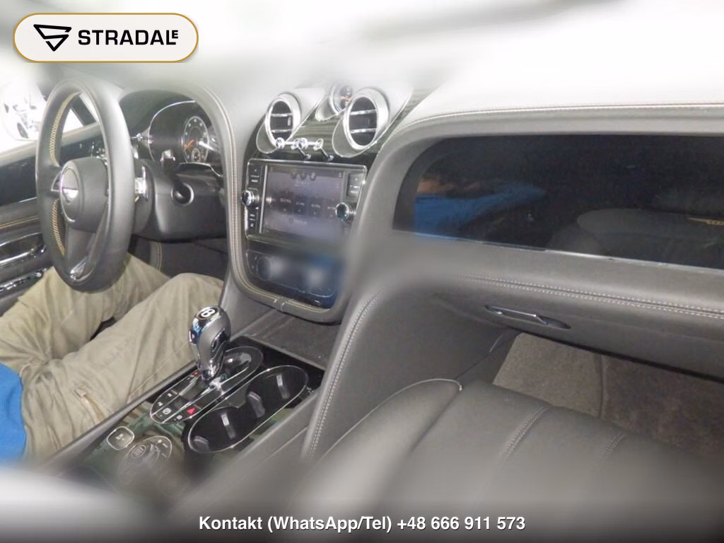 BENTLEY BENTAYGA 4WD BASE GRADE, miniaturka 4