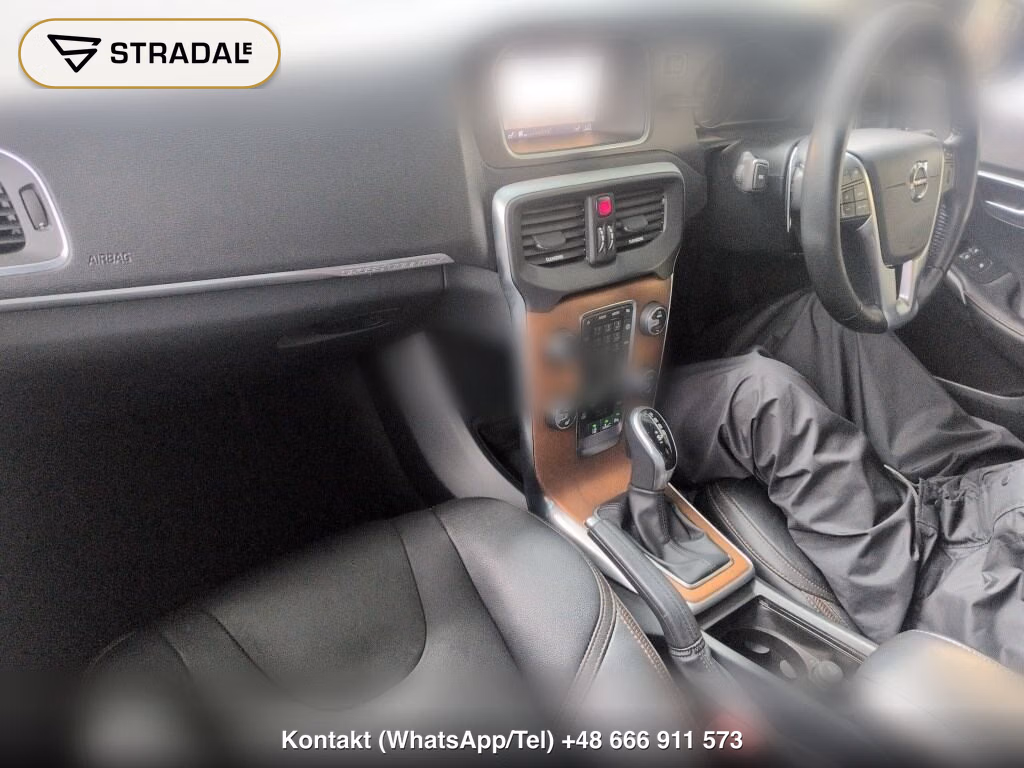 VOLVO V40 CROSS COUNTRY D4 SUMMUM, miniaturka 4