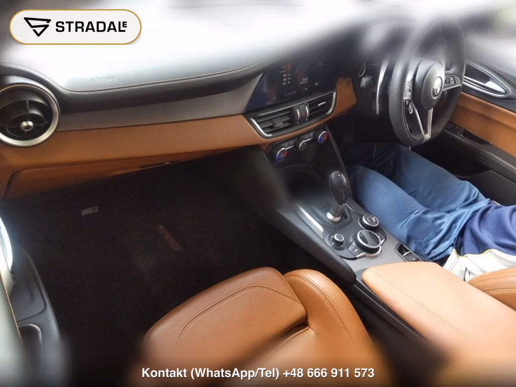 ALFA ROMEO GIULIA 4D VELOCE, miniaturka 4