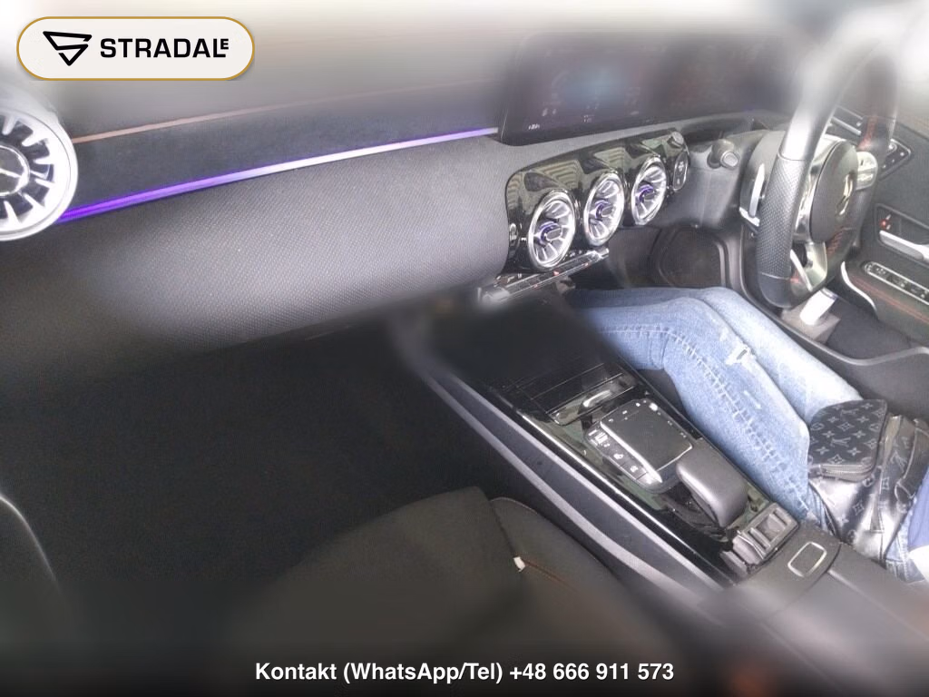 MERCEDES BENZ CLA-CLASS SHOOTING BRAKE CLA200D SHOOTING BRAKE AMG LINE, miniaturka 4