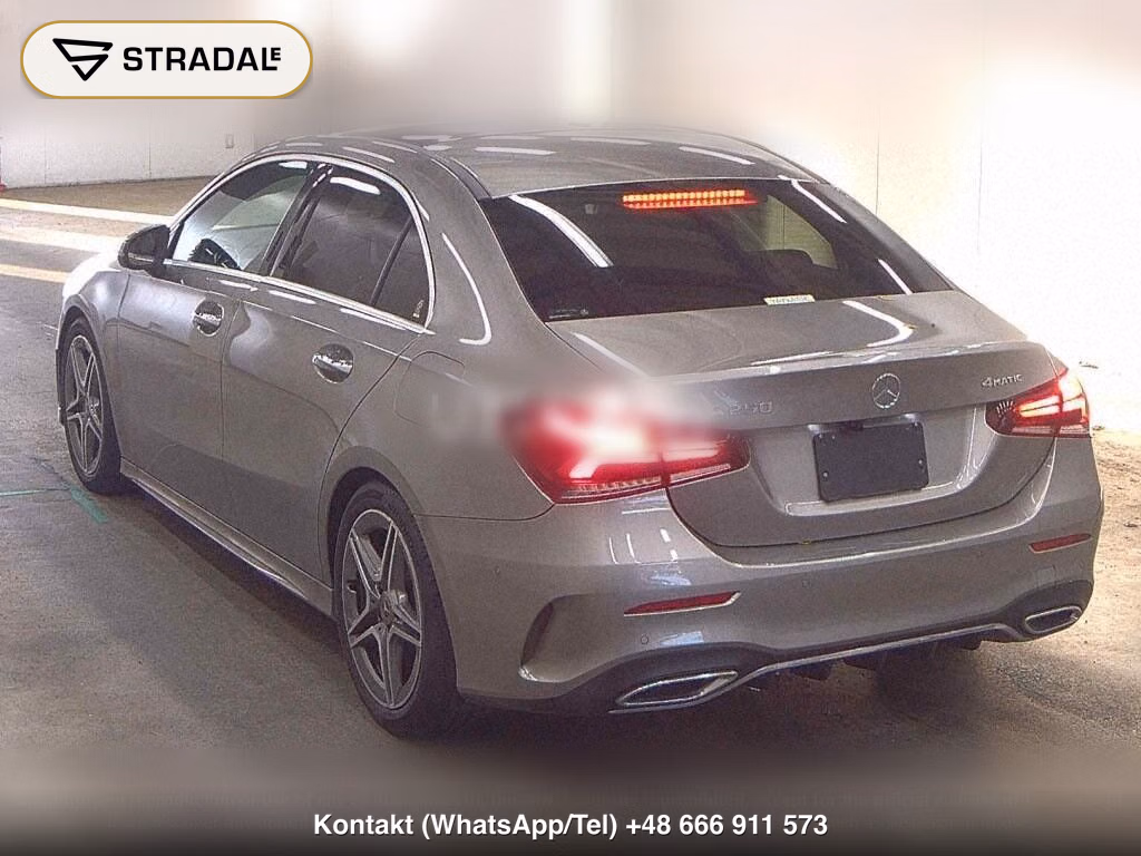 MERCEDES BENZ A-CLASS SEDAN 4WD A250 4MATIC SEDAN AMG LINE, miniaturka 3