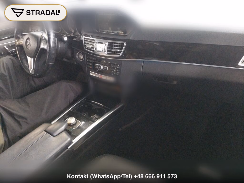 MERCEDES BENZ E-CLASS 4D E400 HYBRID AVANTGARDE, miniaturka 4