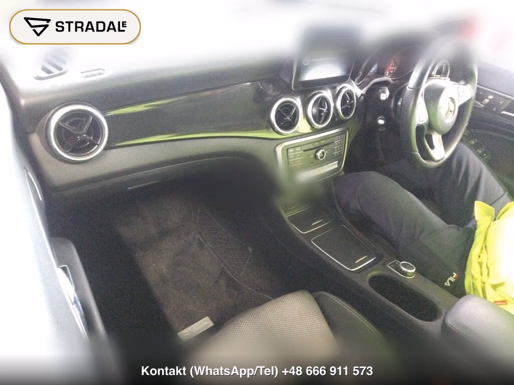 MERCEDES BENZ CLA-CLASS CLA180, miniaturka 4