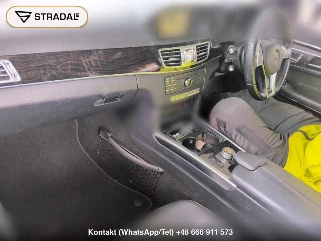 MERCEDES BENZ E-CLASS STATIONWAGON, miniaturka 4