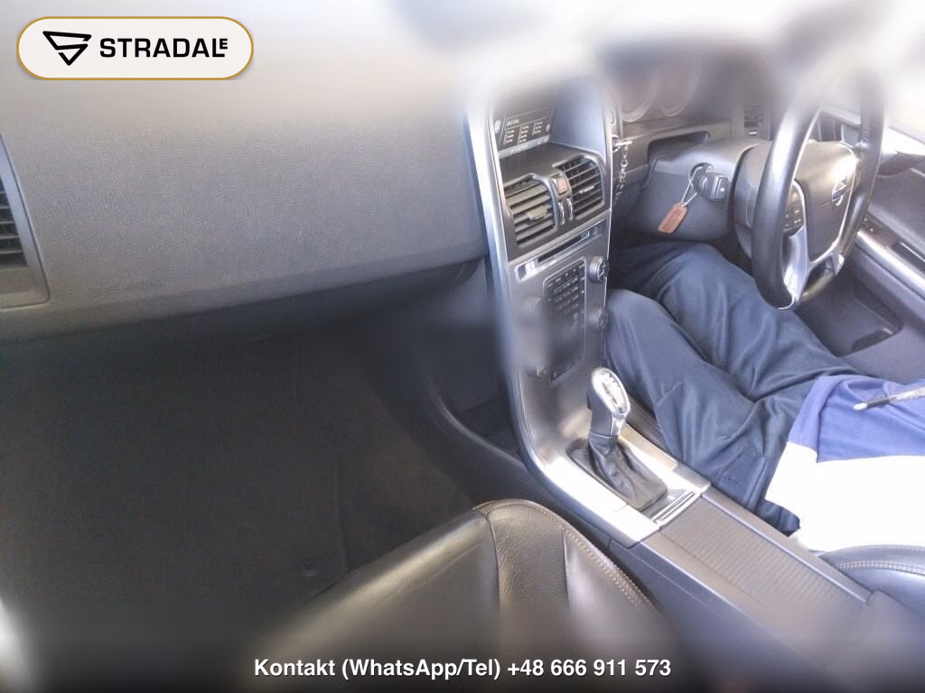 VOLVO XC60 T5 SE, miniaturka 4