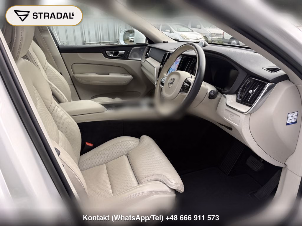 VOLVO XC60 4WD ULTIMATE B5 AWD AIR SUSPENSION EQUIPPED, miniaturka 9