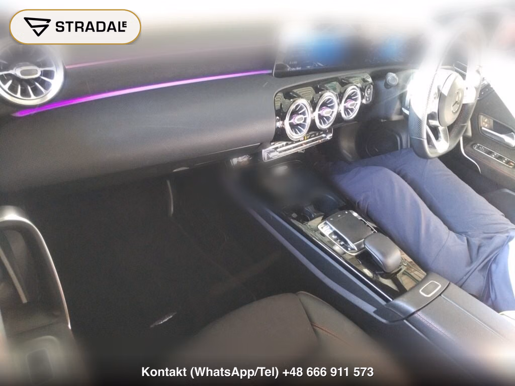MERCEDES BENZ CLA-CLASS SHOOTING BRAKE CLA200D SHOOTING BRAKE AMG LINE, miniaturka 4
