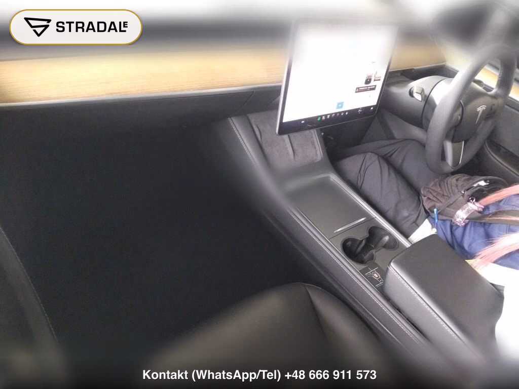 TESLA MODEL Y RWD, miniaturka 4
