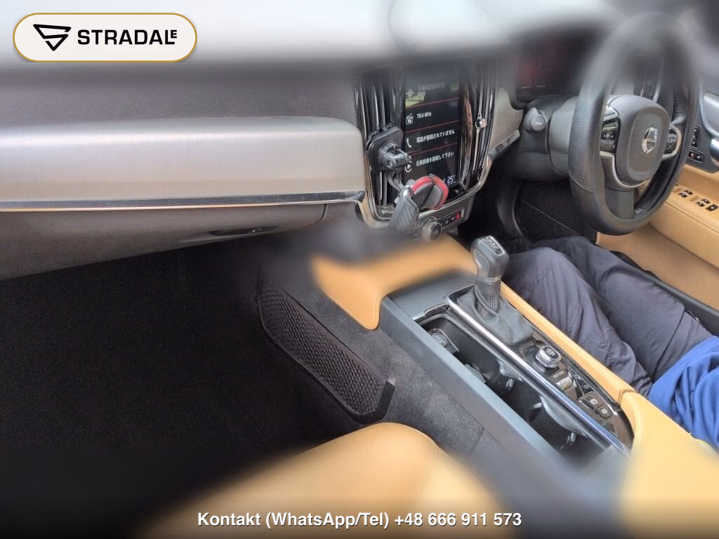 VOLVO V90 WG D4 MOMENTUM, miniaturka 4