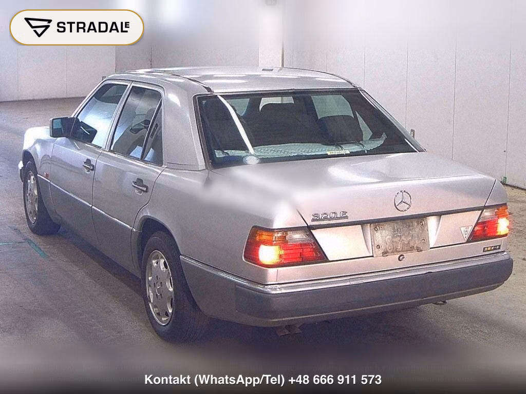 MERCEDES BENZ E-CLASS 4D, miniaturka 3