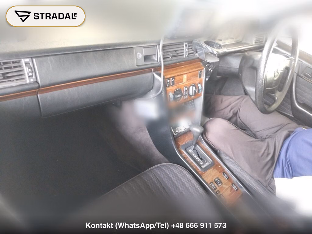 MERCEDES BENZ E-CLASS 4D, miniaturka 4