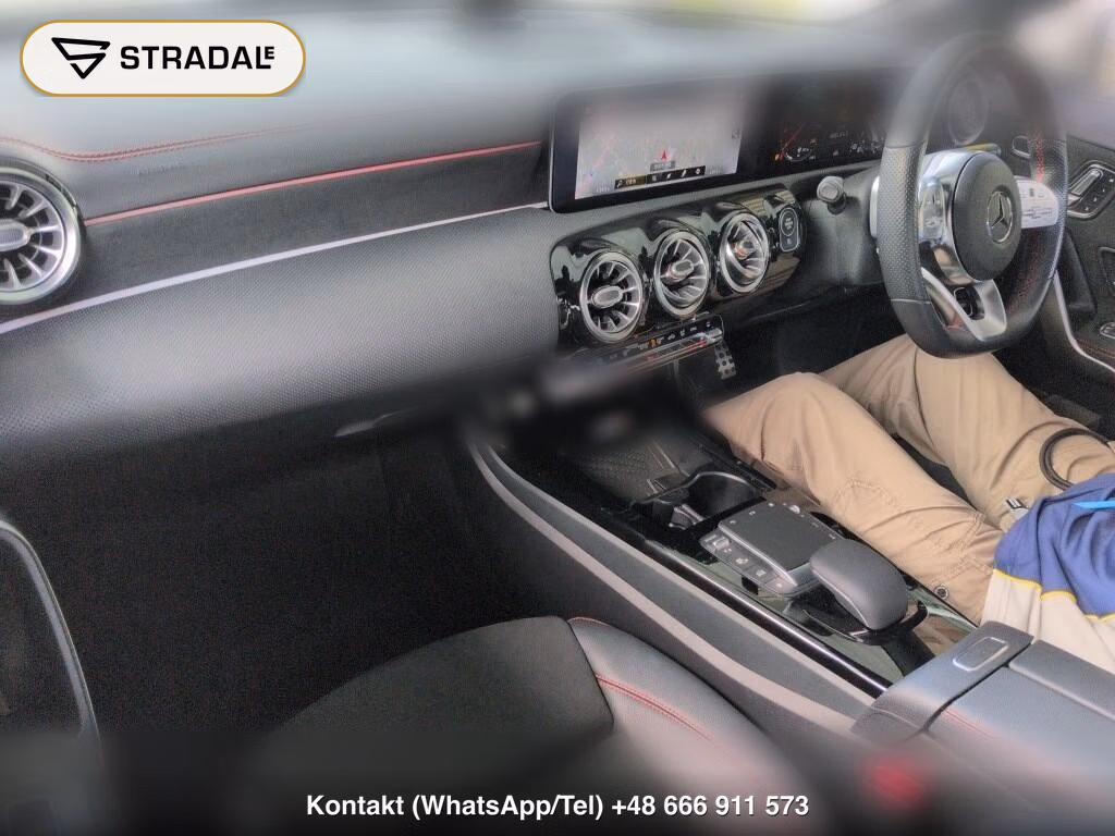 MERCEDES BENZ CLA-CLASS CLA200D AMG LINE, miniaturka 4