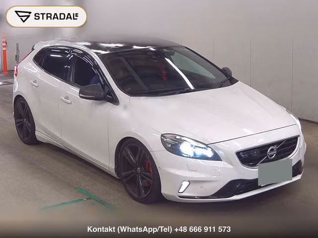VOLVO V40 R-DESIGN CARBON EDITION 2015, samochód z aukcji Japonii