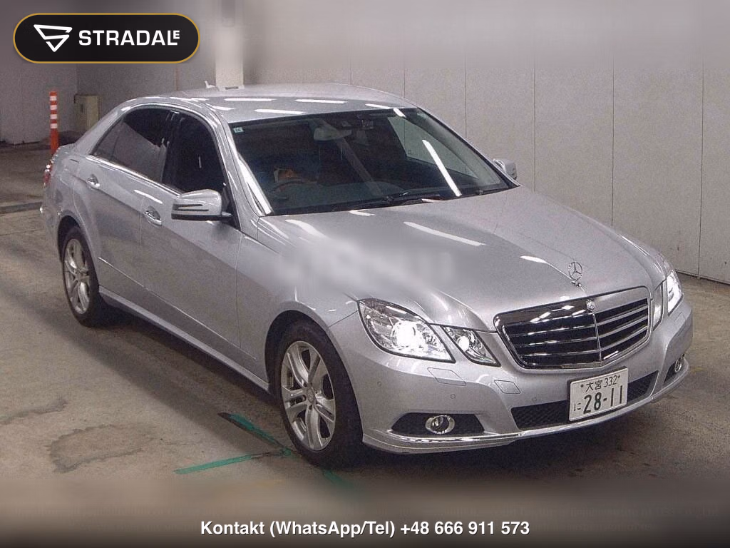 MERCEDES BENZ E-CLASS 4D E300, miniaturka 2