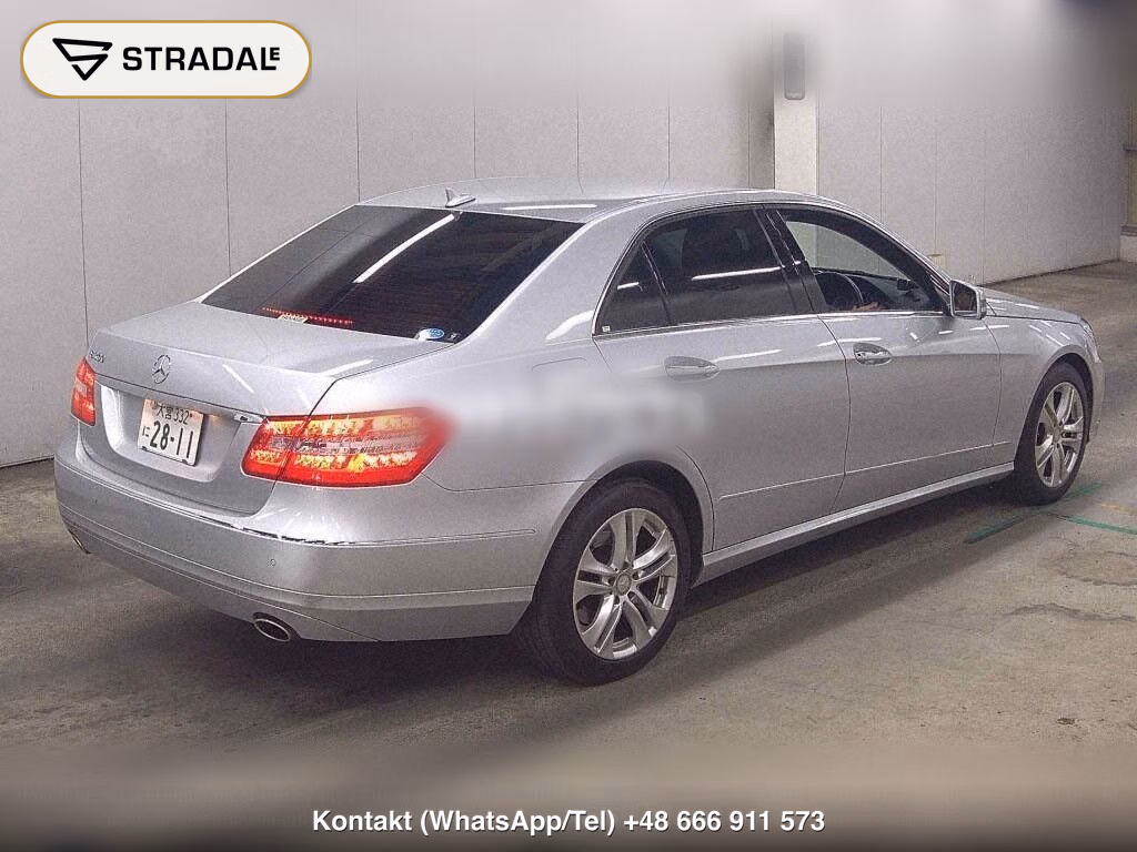 MERCEDES BENZ E-CLASS 4D E300, miniaturka 6