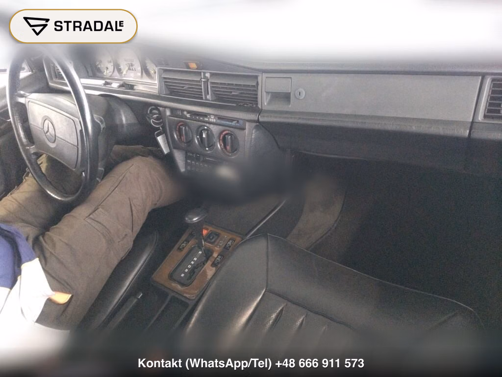 MERCEDES BENZ 190 CLASS 190E, miniaturka 4
