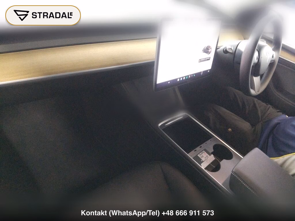 TESLA MODEL Y RWD, miniaturka 4