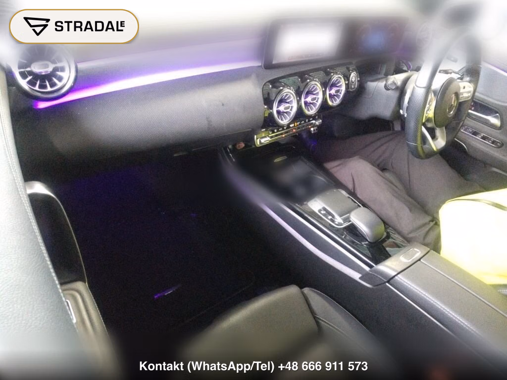 MERCEDES BENZ A-CLASS A200D AMG LINE, miniaturka 4