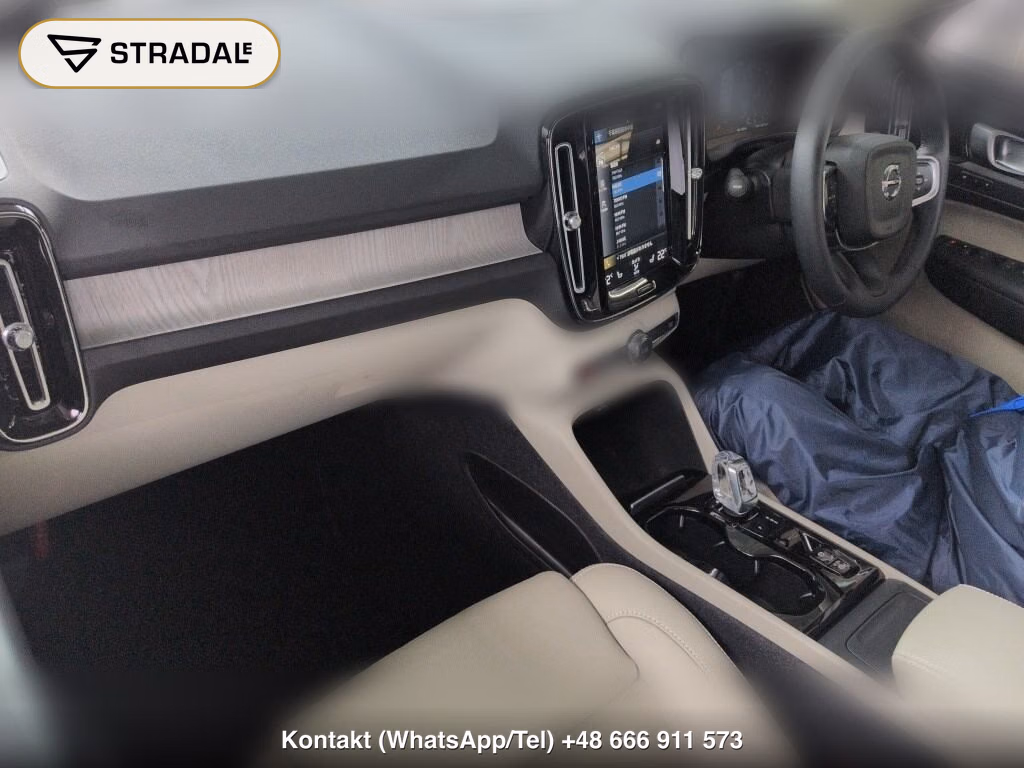 VOLVO XC40 4WD B4 AWD INSCRIPTION, miniaturka 4