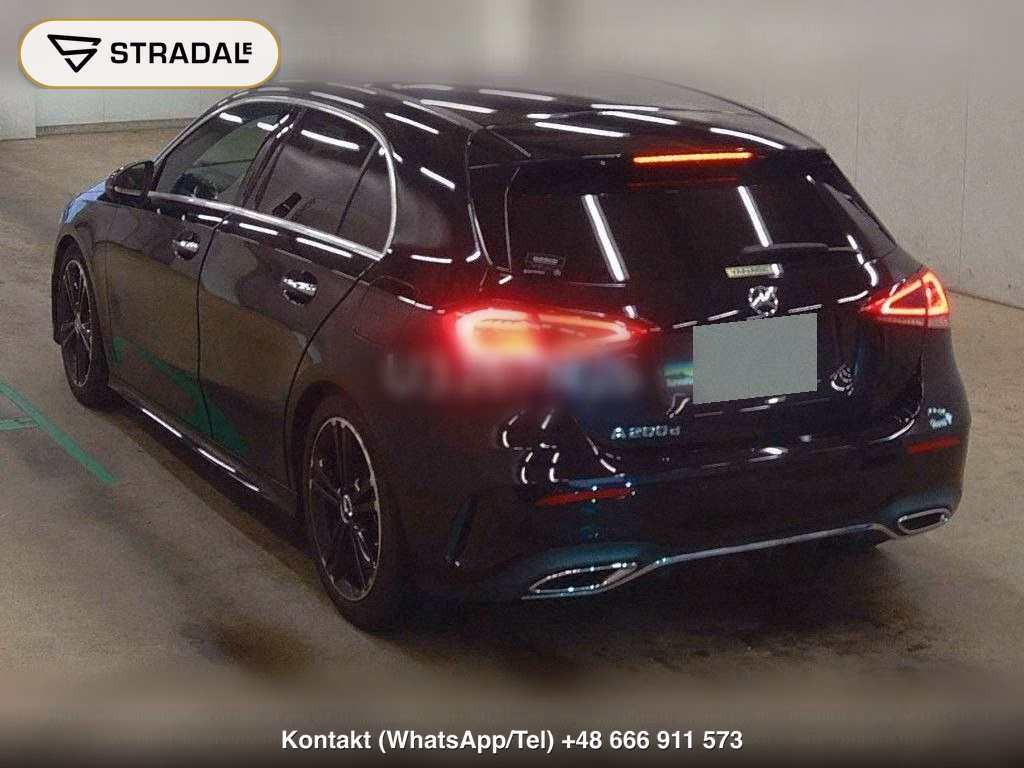 MERCEDES BENZ A-CLASS A200D AMG LINE, miniaturka 3