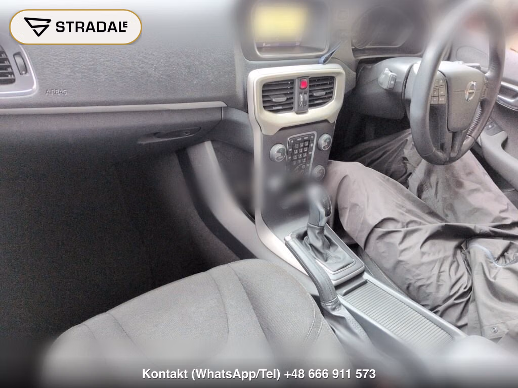 VOLVO V40 T3 KINETIC, miniaturka 4