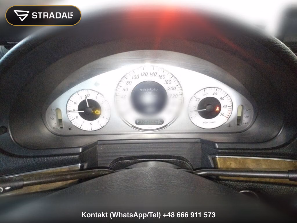 MERCEDES BENZ E-CLASS 4D E300, miniaturka 7
