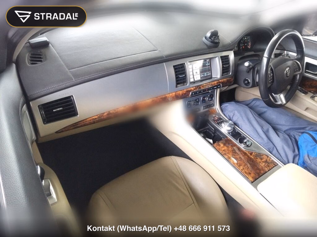 JAGUAR XF 2.0 LUXURY, miniaturka 4