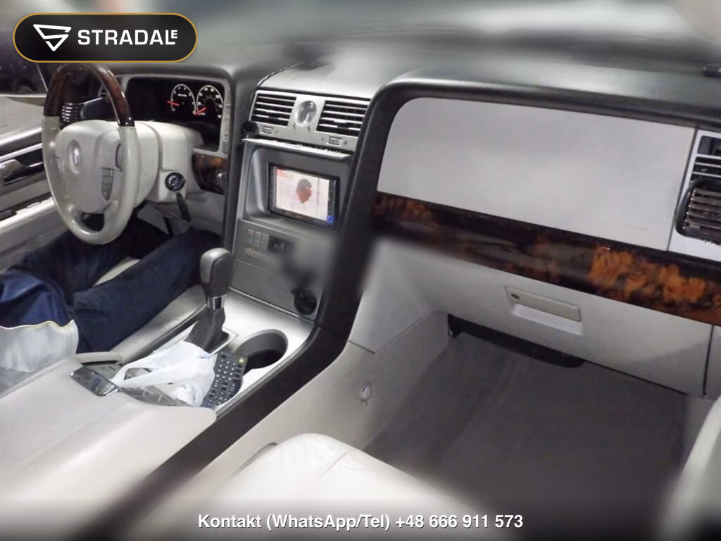 LINCOLN NAVIGATOR 4WD, miniaturka 4