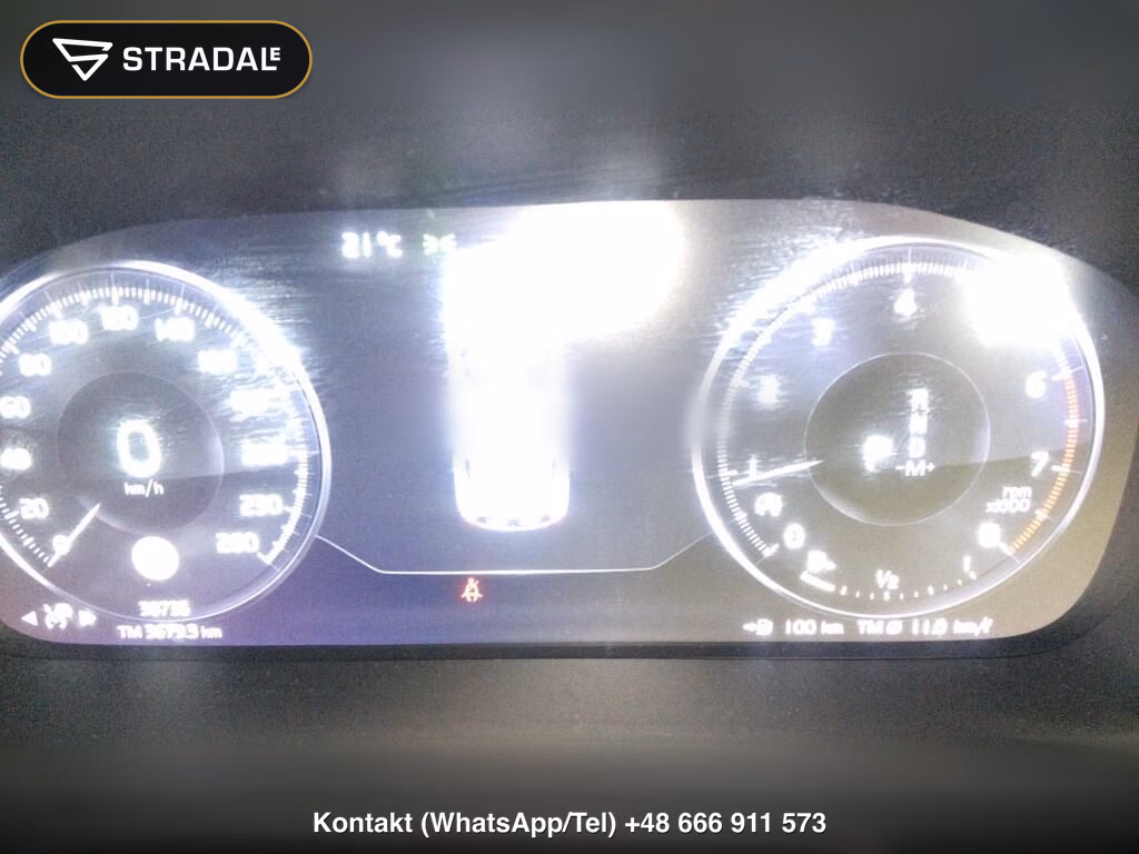 VOLVO XC40 4WD T4 AWD MOMENTUM, miniaturka 7