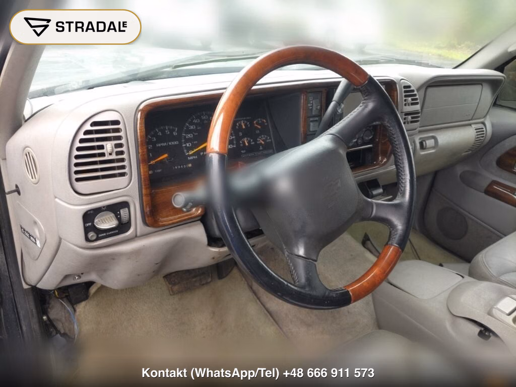 CHEVROLET SUBURBAN, miniaturka 4