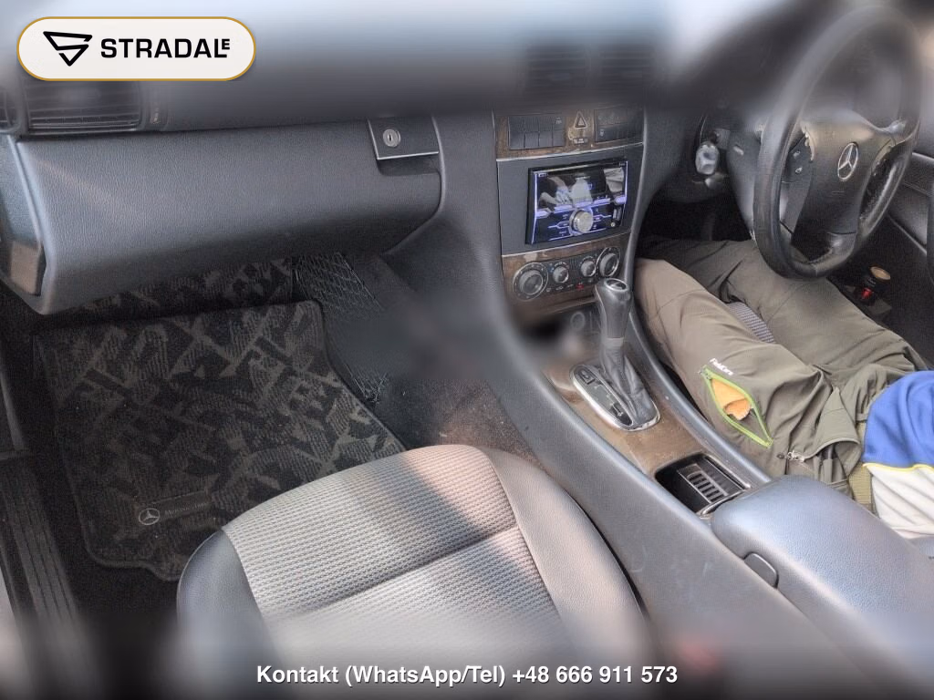 MERCEDES BENZ C-CLASS 4D C180 KOMPRESSOR AVANTGARDE, miniaturka 4