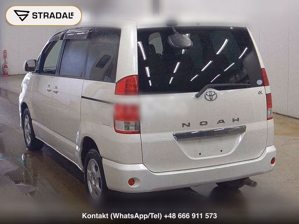 TOYOTA NOAH 4WD, miniaturka 3