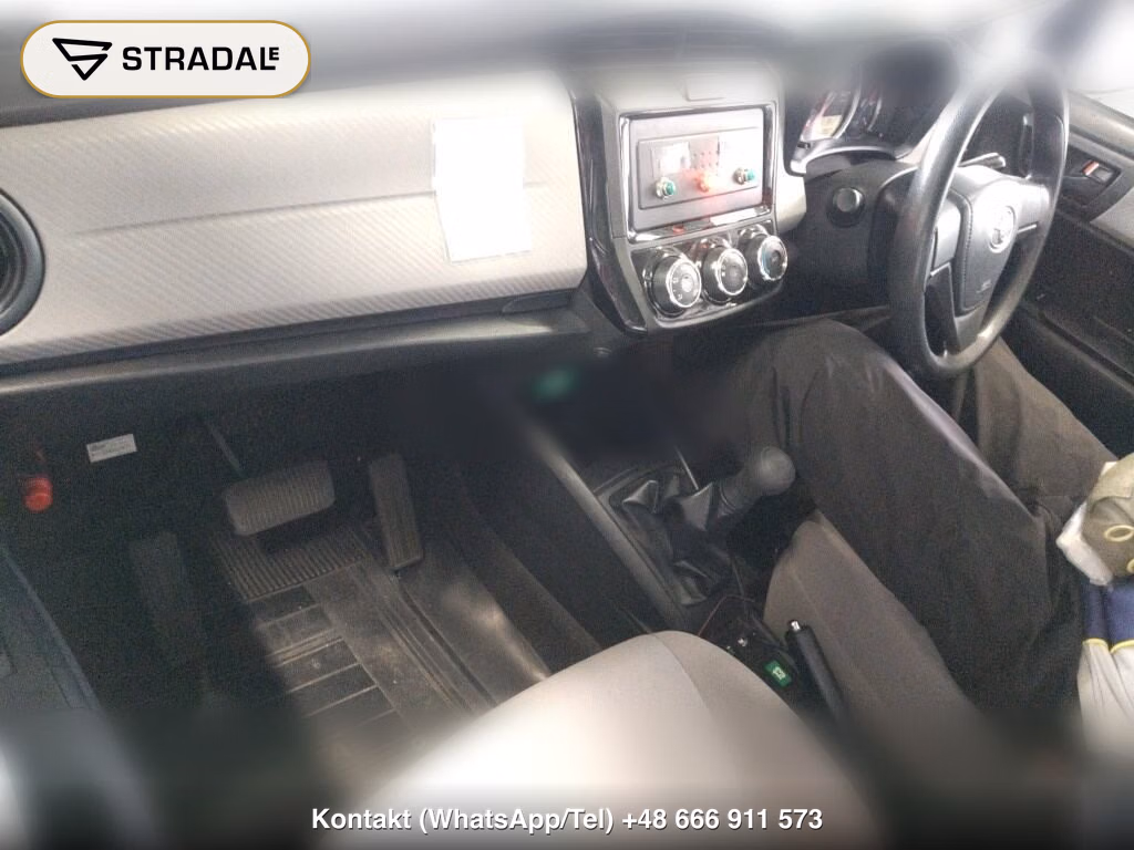 TOYOTA COROLLA AXIO 1.5X BUSINESS PACKAGE, miniaturka 4