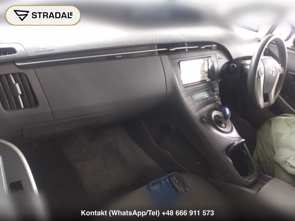 TOYOTA PRIUS 5D S, miniaturka 4