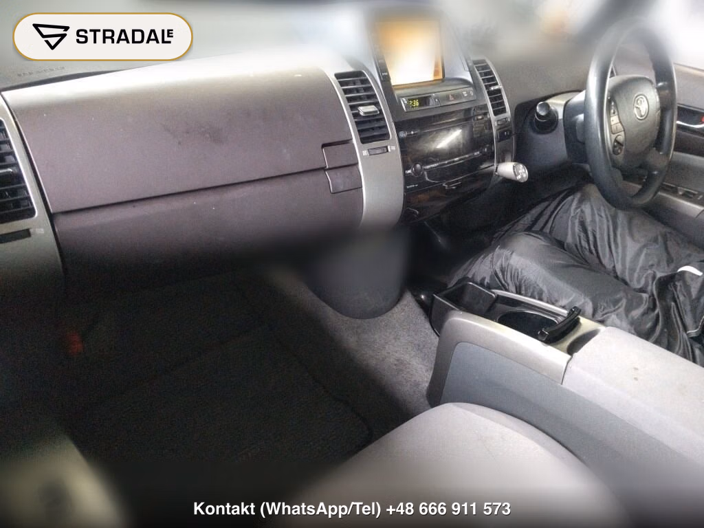 TOYOTA PRIUS 5D, miniaturka 4