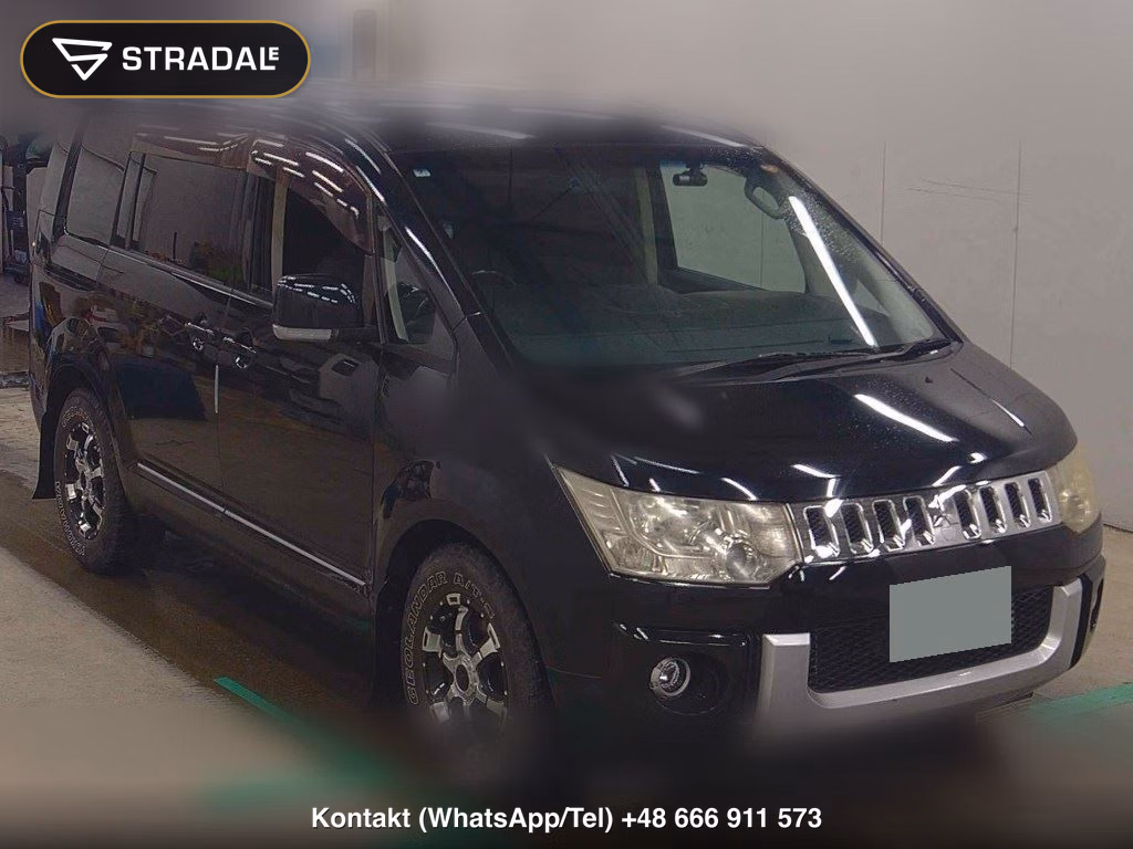 MITSUBISHI DELICA D:5 4WD G POWER PACKAGE 2010, aukcja z Japonii, zdjęcie 1