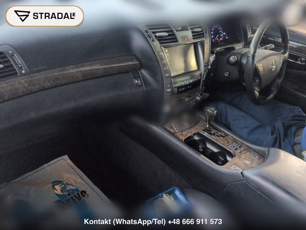 LEXUS LS 4WD LS600H I PACKAGE, miniaturka 4