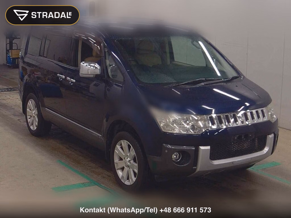 MITSUBISHI DELICA D:5 4WD G PREMIUM 2010, aukcja z Japonii, zdjęcie 1