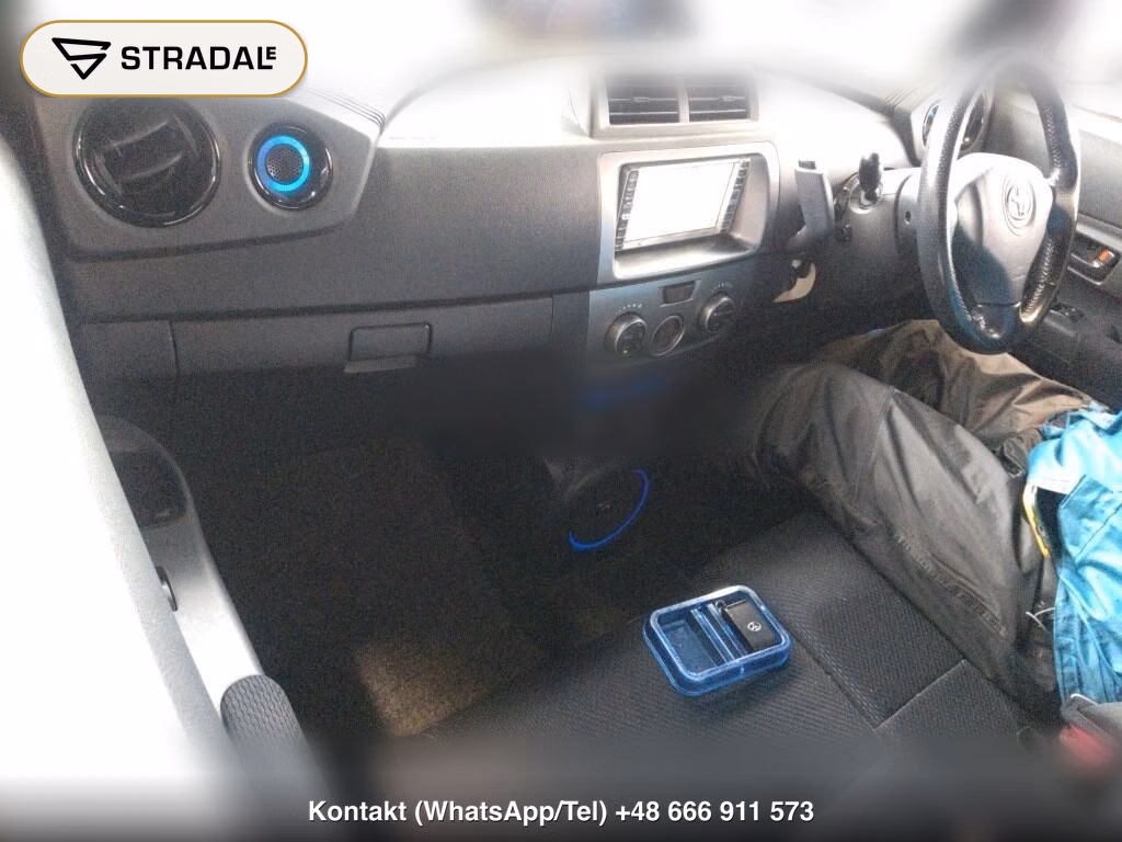TOYOTA BB 5D Z Q VERSION, miniaturka 4