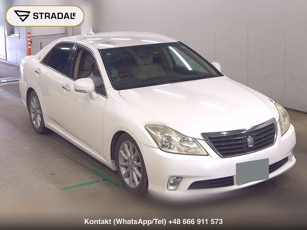 TOYOTA CROWN 4D ROYAL SALOON 2010, aukcja z Japonii, zdjęcie 1