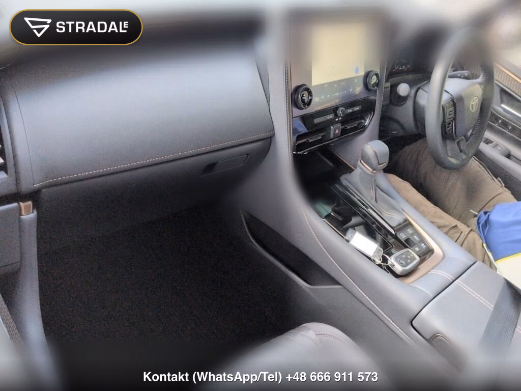 TOYOTA ALPHARD HYBRID X, miniaturka 4