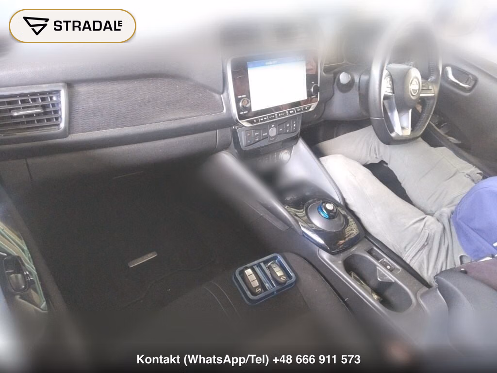 NISSAN LEAF X V SELECTION, miniaturka 4