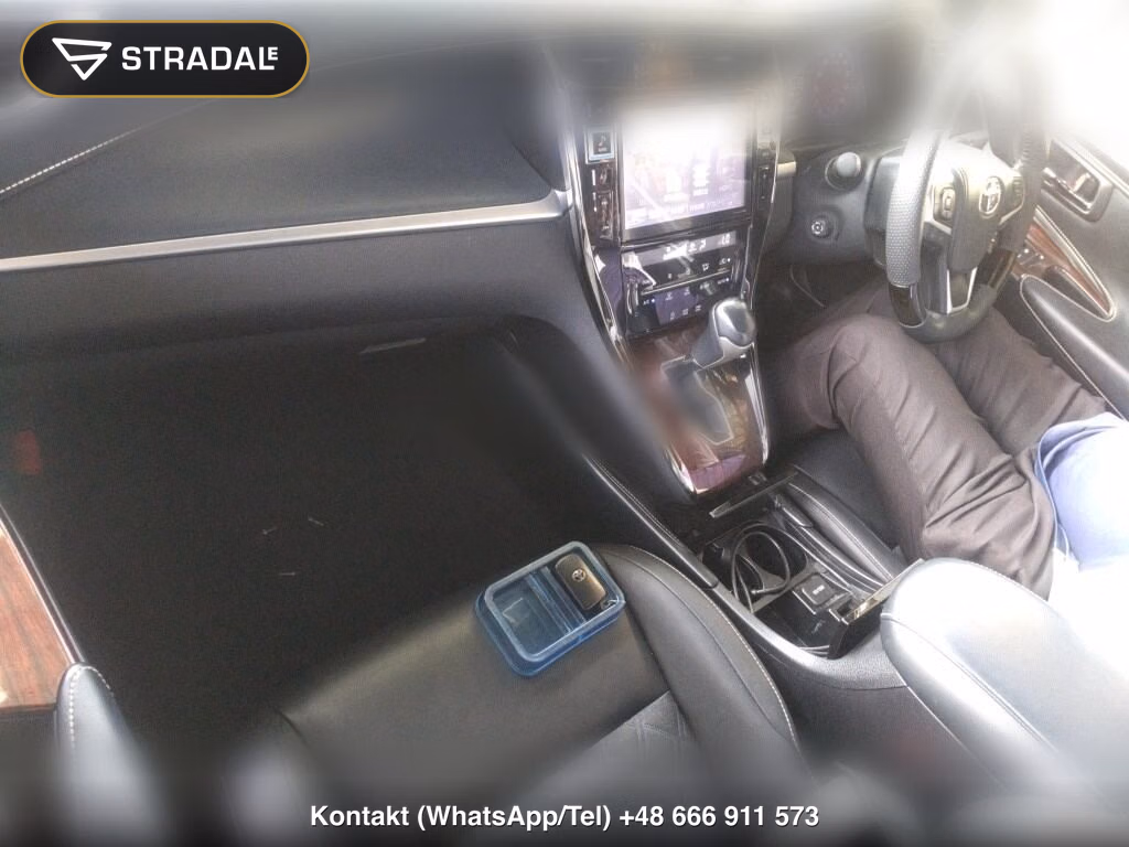 TOYOTA HARRIER 4WD PREMIUM, miniaturka 4
