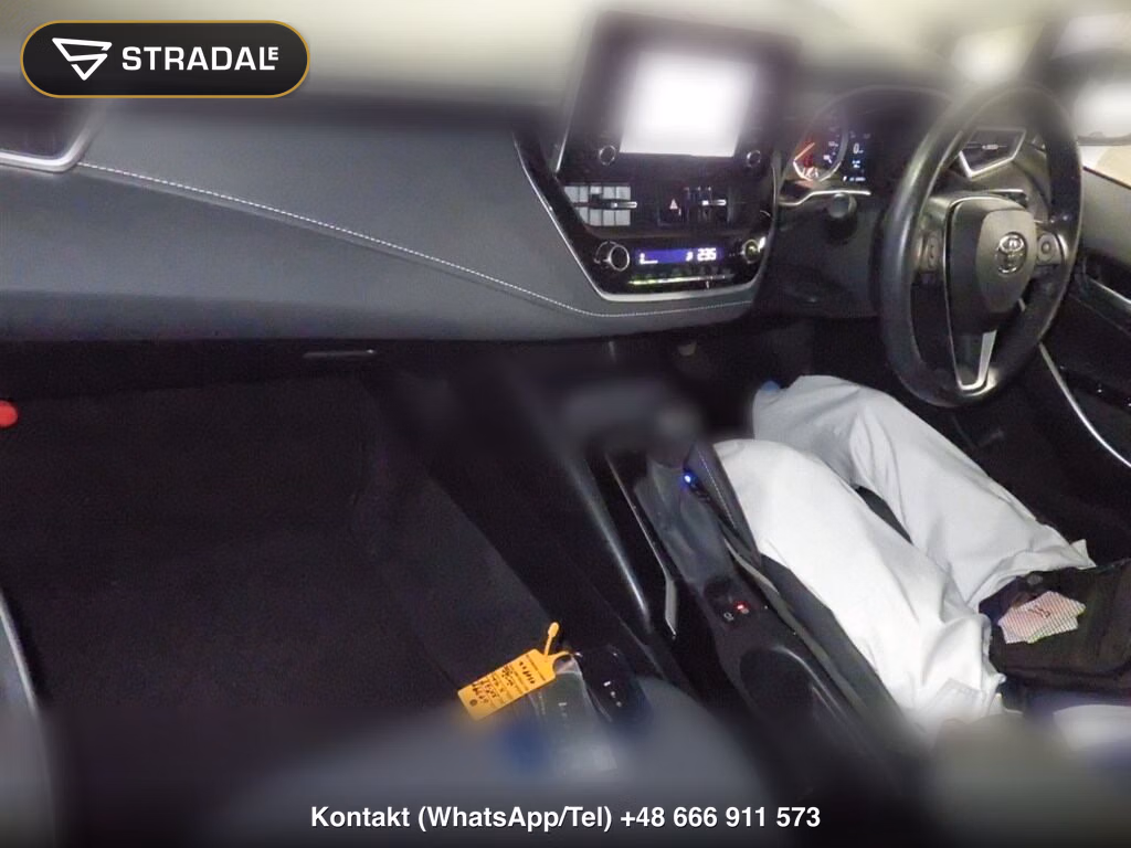 TOYOTA COROLLA 4D S, miniaturka 3