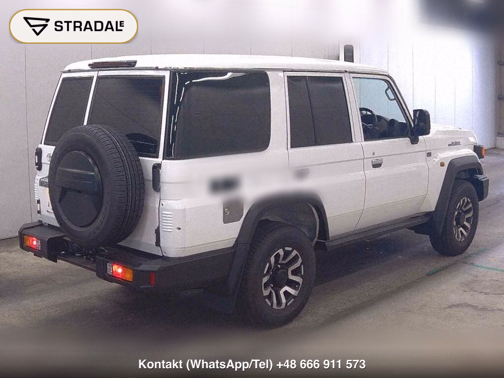 TOYOTA LAND CRUISER 70 5D 4WD AX, miniaturka 6