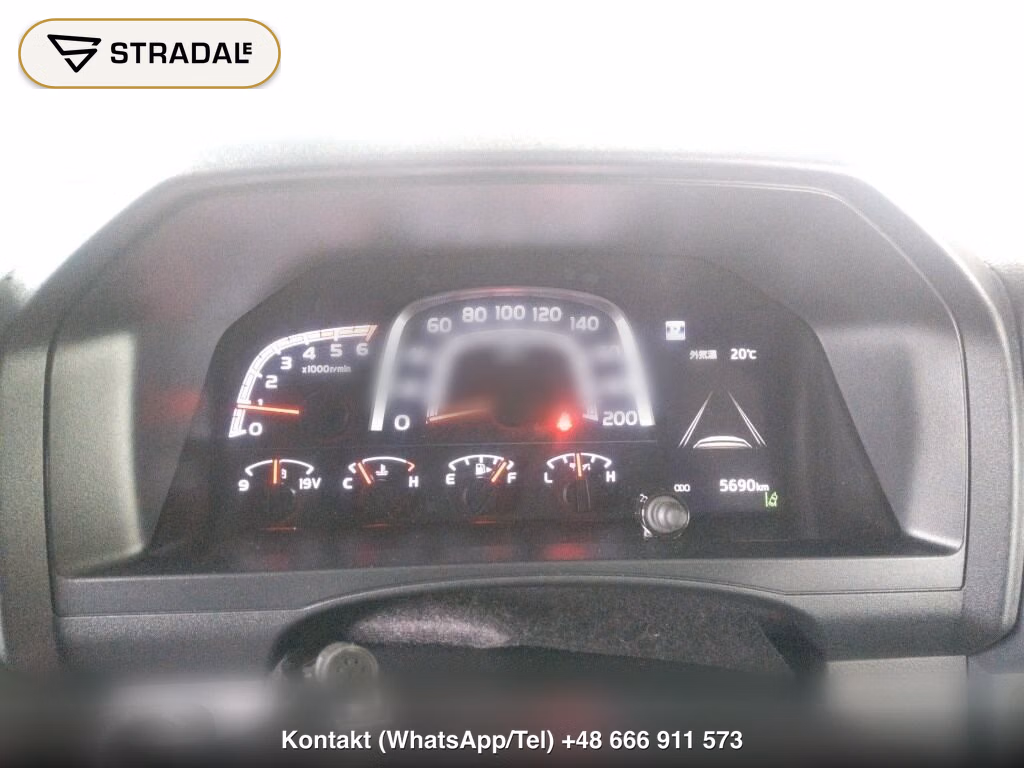 TOYOTA LAND CRUISER 70 5D 4WD AX, miniaturka 7