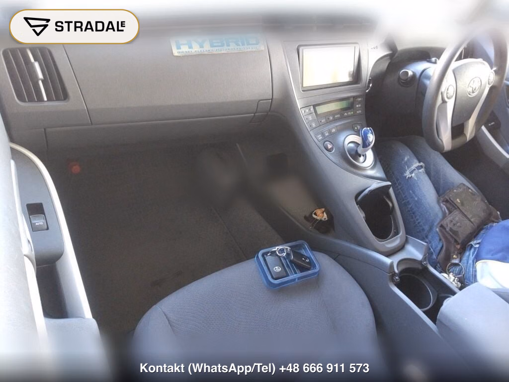 TOYOTA PRIUS 5D S, miniaturka 4