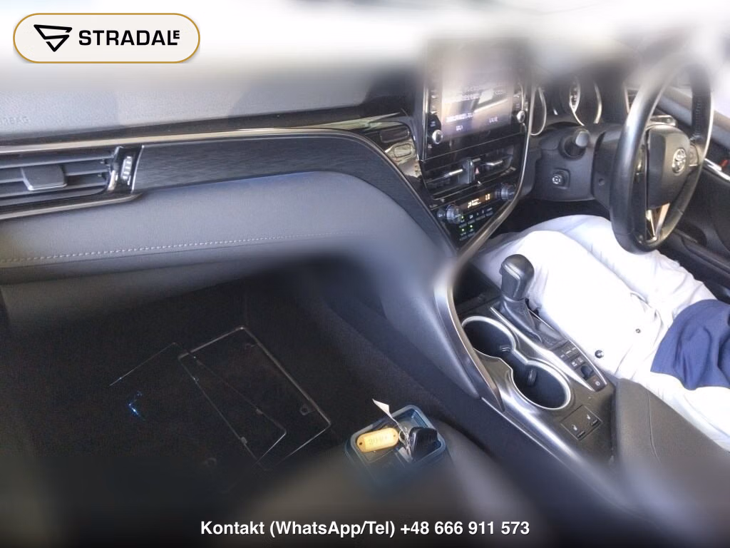 TOYOTA CAMRY 4D G LEATHER PACKAGE, miniaturka 4