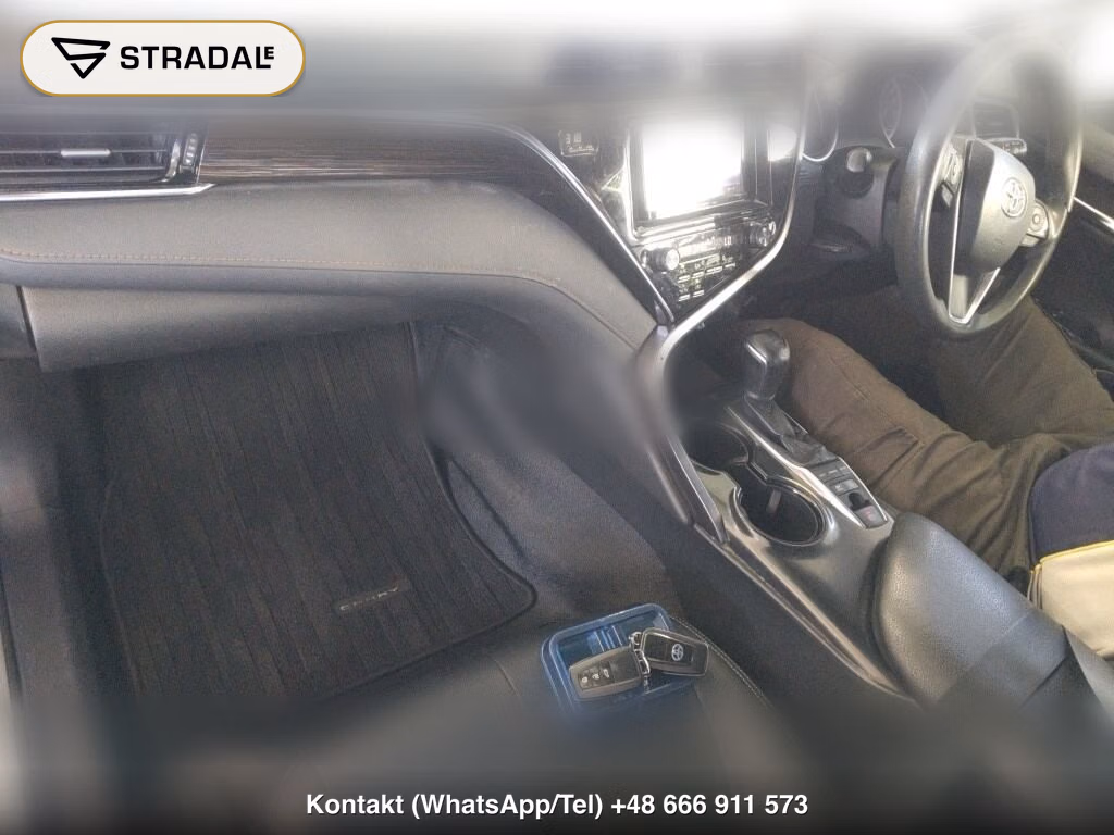 TOYOTA CAMRY 4D X, miniaturka 4
