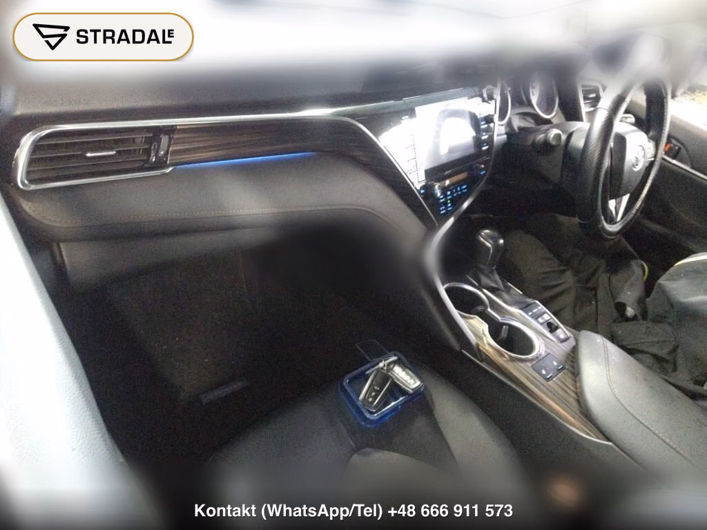 TOYOTA CAMRY 4D G LEATHER PACKAGE, miniaturka 4